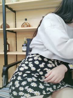 白色性感的白色丝袜⭕❌❌美女直播解开胸罩视频